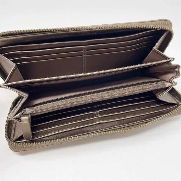 Coach Madison Accordion Zip Clutch Wallet Metallic Leather Card Organizer Large - Picture 10 of 14